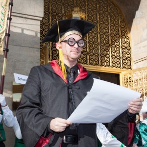 Als Zauberlehrling im Rathaus - geholfen hat's nicht